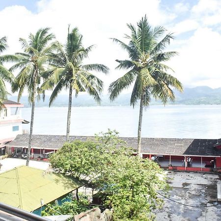 Reddoorz Plus @ Tirta Kencana Hotel Ambon Extérieur photo