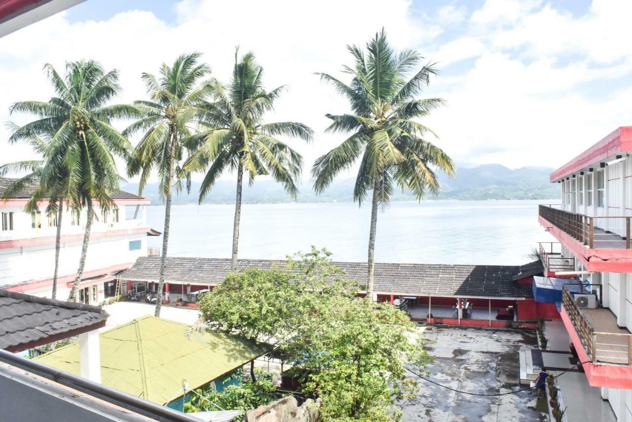 Reddoorz Plus @ Tirta Kencana Hotel Ambon Extérieur photo